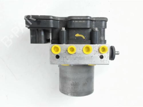Used ABS pump ABS pump RENAULT CLIO V (B7_) 1.5 Blue dCi 85 (B7AG) (86 hp) 23780281 23780281