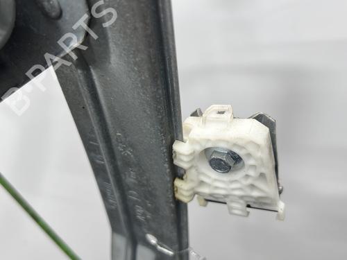 Front right window mechanism PEUGEOT 208 I (CA_, CC_) 1.2 VTI 82 | BP30137025C23