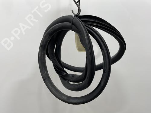 Used Rubber door seal VOLVO V60 I (155) D5 AWD (215 hp) 26965002
