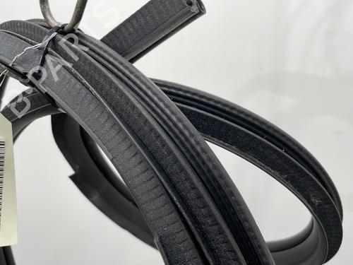 rubber-door-seal-nissan-juke-f16_-2019-24057405 main image