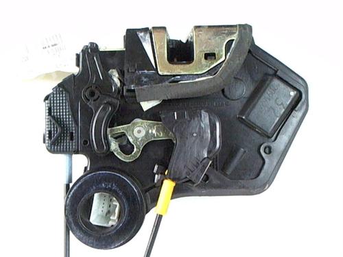 Rear left lock TOYOTA COROLLA (_E12_) 2.0 D-4D (CDE120R, CDE120L_) | BP20462894C100 