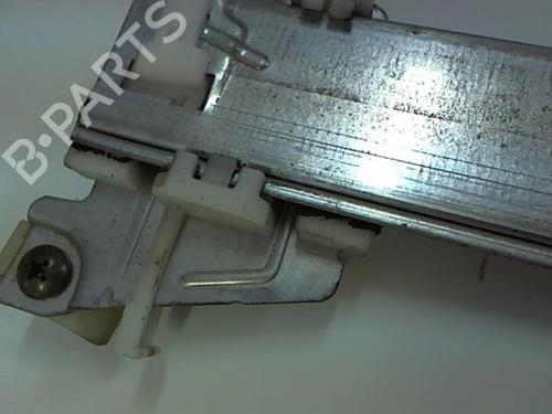 Used Front left window mechanism Front left window mechanism SUZUKI GRAND VITARA I (FT, HT) 2.0 HDI 110 4x4 (SQ420D, TD82V) (109 hp) 20474665 20474665