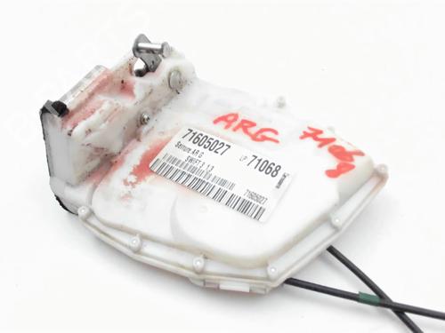 Used Rear left lock Rear left lock SUZUKI SWIFT III (MZ, EZ) 1.3 (RS413, ZC11S) (92 hp) 20446132 20446132