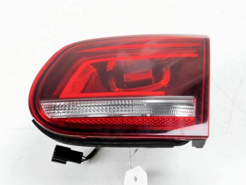 right-tailgate-light-vw-eos-1f7-1f8-2006-2007-2008-2009-2010-2011-2012-2013-2014-2015-32013822 main image