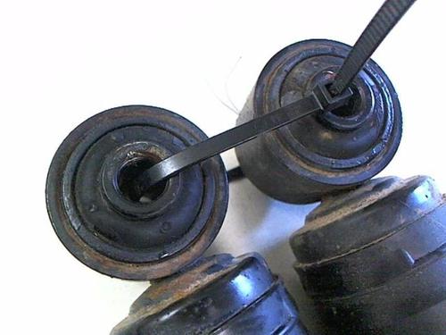 Right rear shock absorber OPEL ASTRA H Estate (A04) 1.9 CDTI 16V (L35) | BP20435914M19 