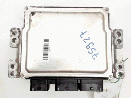 Used Engine control unit (ECU) Engine control unit (ECU) RENAULT TWINGO II (CN0_) 1.5 dCi 75 (75 hp) 36372158 36372158