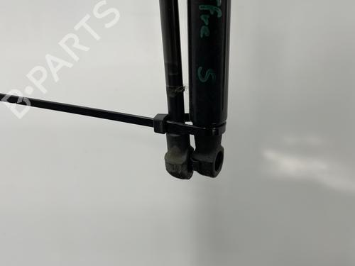 Tailgate lift support CITROËN C4 CACTUS 1.2 VTi 82 | BP24654002C138 - Image 3