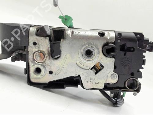 venstre-foran-las-citroen-c3-picasso-sh_-2008-32149448 main image