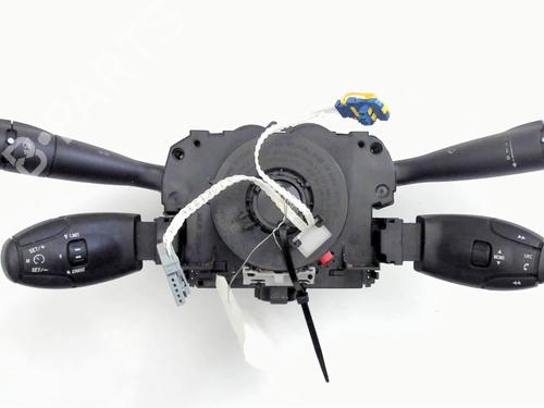 Mando intermitentes / limpia PEUGEOT 308 I (4A_, 4C_) 1.6 HDi (92 hp) 31679464