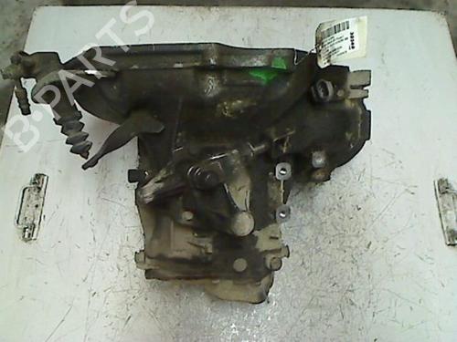 Used Gearbox DAEWOO NUBIRA Wagon (J100) 1.6 16V (90 hp) 21204404