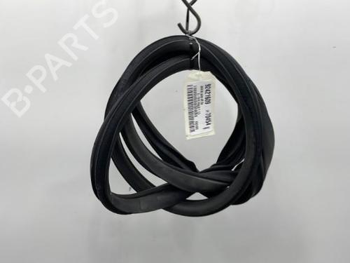 Used Rubber door seal JAGUAR X-TYPE I (X400) 2.5 V6 All-wheel Drive (196 hp) 20418780