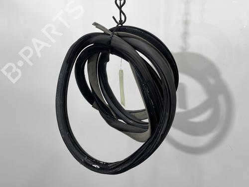 rubber-door-seal-vw-bora-variant-1j6-1999-2000-2001-2002-2003-2004-2005-31126706 main image