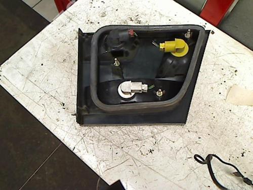 Used Left tailgate light Left tailgate light PEUGEOT 806 (221) 2.0 HDI (109 hp) 20456036 20456036