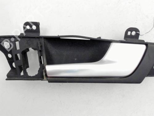 Used Front right interior door handle Front right interior door handle AUDI A3 Sportback (8PA) 1.6 TDI (105 hp) 39759970 39759970