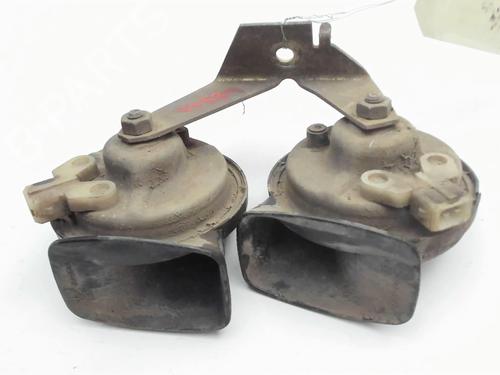 Used Horn RENAULT SAFRANE II (B54_) 2.2 dT (B54G) (113 hp) 20400380