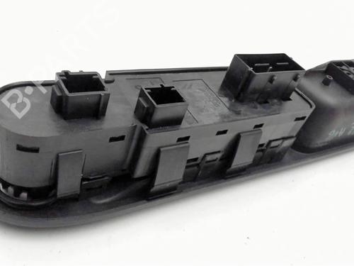 Used Left front window switch Left front window switch CITROËN C3 Picasso (SH_) [2008-2026] 36526214 36526214