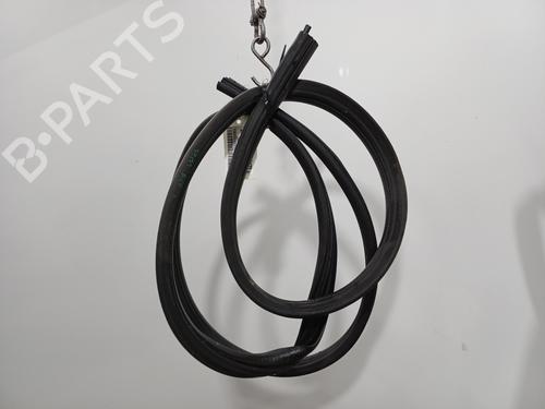 Used Rubber door seal Rubber door seal DACIA LOGAN MCV (KS_) 1.5 dCi (KS0K) (68 hp) 35938661 35938661