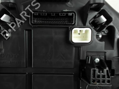 Used Instrument cluster Instrument cluster CITROËN C1 II (PA_, PS_) 1.2 VTi 82 (82 hp) 32630976 32630976