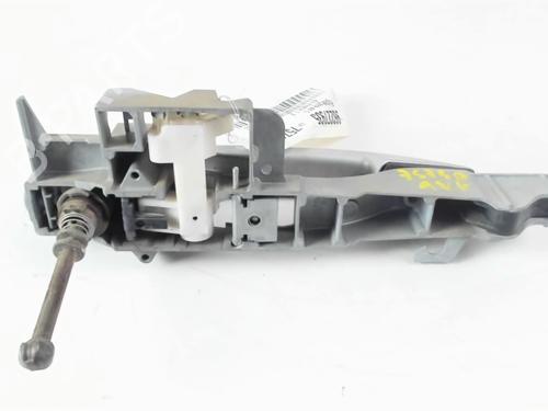 Front left exterior door handle PEUGEOT 407 (6D_) 2.0 HDi 135 (6DRHRH, 6DRHRE, 6DRHRG, 6DRHRJ) | BP22103265C128 