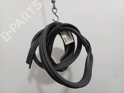 Used Rubber door seal Rubber door seal DACIA LODGY (JS_) 1.2 TCe (JSAY, JSM0) (115 hp) 36149941 36149941
