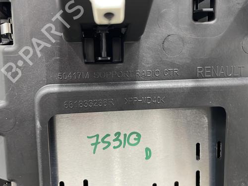 display-monitor-renault-megane-iv-hatchback-b9amn_-2015-25732391 main image