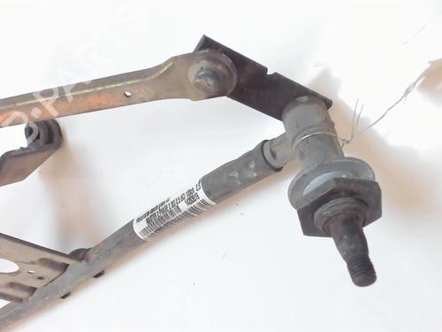 Used Front wipers mechanism Front wipers mechanism RENAULT MASTER II Van (FD) 2.5 dCi 120 (FD0M, FD0U, FD0W, FD2M, FD2W, FD3M, FD3U,... (115 hp) 21228958 21228958