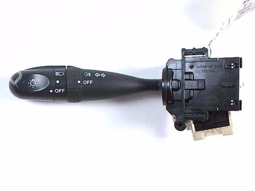 Used Switch SUZUKI SWIFT III (MZ, EZ) 1.3 (RS413, ZC11S) (92 hp) 20426089
