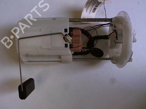 Used Fuel pump FIAT PUNTO (188_) 1.4 (95 hp) 20411898