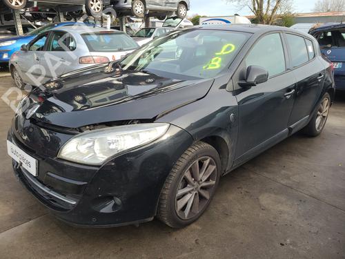 Third brake light RENAULT MEGANE III Hatchback (BZ0/1_, B3_) 1.9 dCi (BZ0N, BZ0J) | BP32013858L11 