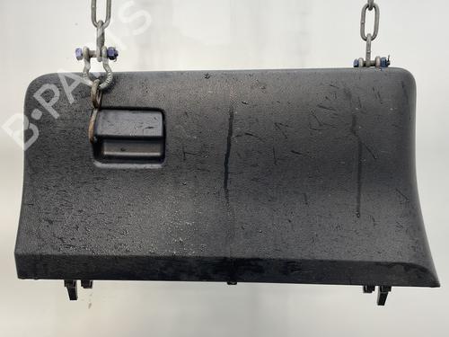 Used Glove box TOYOTA YARIS (_P13_) 1.5 Hybrid (NHP130_, NHP130) (101 hp) 22415380