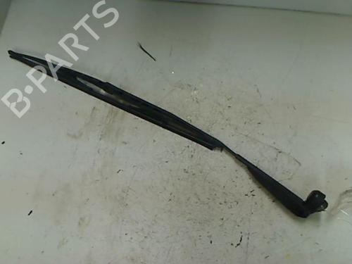 Used Front windshield wiper arm RENAULT KANGOO (KC0/1_) 1.9 dTi (KC0U) (80 hp) 20476365
