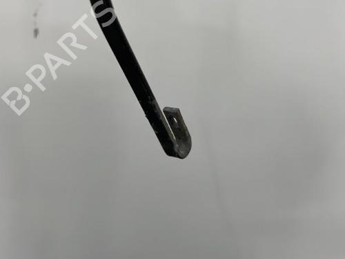 Used Front windshield wiper arm RENAULT KANGOO (KC0/1_) 1.5 dCi (57 hp) 20394575