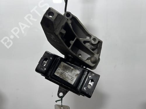 Used Gearbox mount VW GOLF IV (1J1) 1.6 16V (105 hp) 33041485