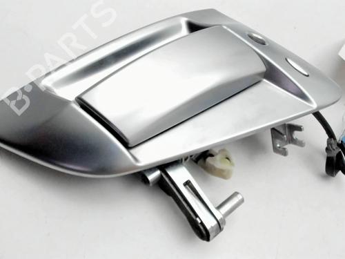 Used Front left exterior door handle Front left exterior door handle 37652362 37652362