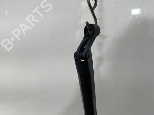 front-windshield-wiper-arm-toyota-yaris-_p1_-1999-2000-2001-2002-2003-2004-2005-33314867 main image