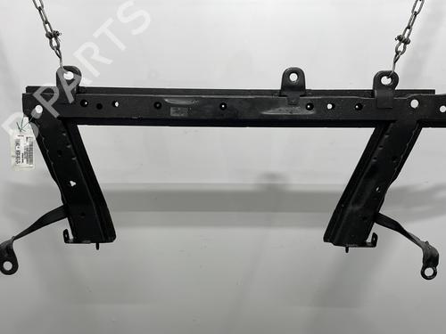 crossmember-renault-clio-iv-grandtour-kh_-2012-2013-2014-2015-2016-2017-2018-2019-2020-2021-32363619 main image