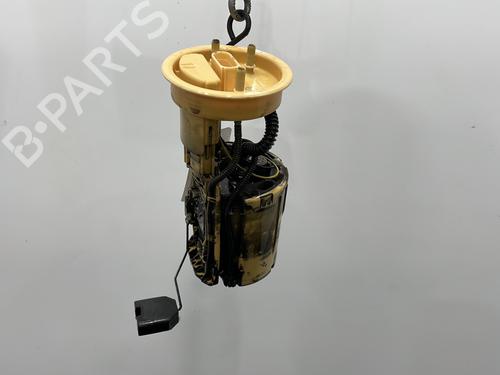 Used Fuel pump VW TRANSPORTER T5 Van (7HA, 7HH, 7EA, 7EH) 2.5 TDI (174 hp) 22330084