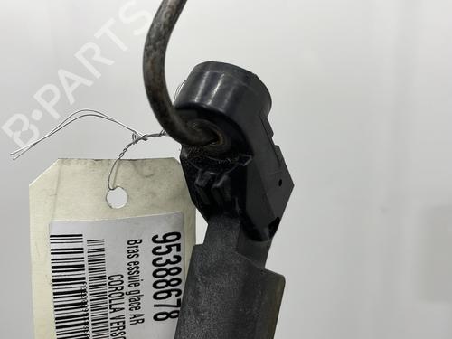 Rear windshield wiper arm TOYOTA COROLLA Verso (ZER_, ZZE12_, R1_) 2.2 D-4D (AUR10_, AUR10R) | BP21009869C144 