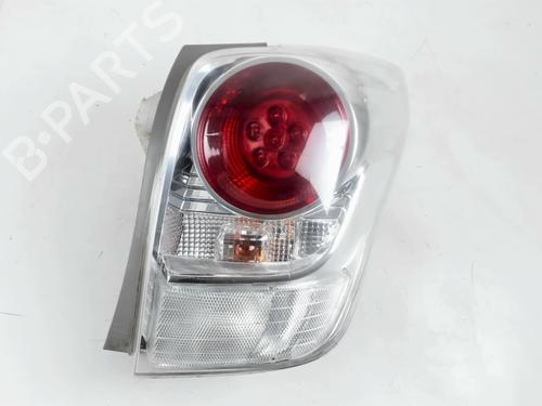 Used Right taillight TOYOTA VERSO (_R2_) 2.0 D-4D (AUR20_, AUR20R) (124 hp) 29213057