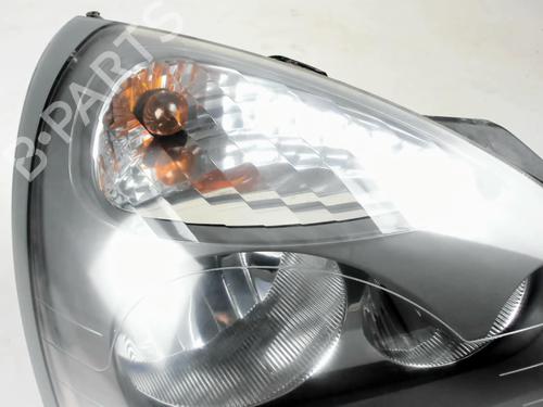 Right headlight RENAULT CLIO II (BB_, CB_) 1.2 (BB0A, BB0F, BB10, BB1K, BB28, BB2D, BB2H, CB0A,... | BP31160309C29 
