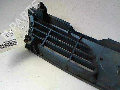 Grille NISSAN ALMERA I Hatchback (N15) 1.4 | BP20415146C40 