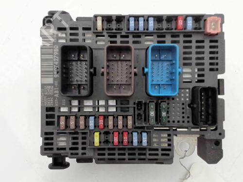 Fuse box CITROËN C4 II (NC_) 1.6 HDi 90 | BP39759950E1 - Image 3