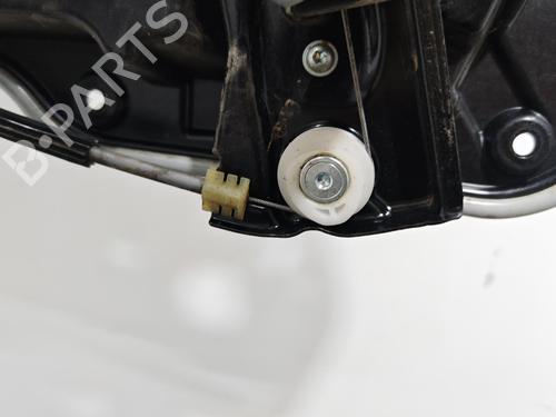 Front right window mechanism ALFA ROMEO GIULIA (952_) 2.2 D (952AEM250, 952AEA250) | BP39710380C23 - Image 9
