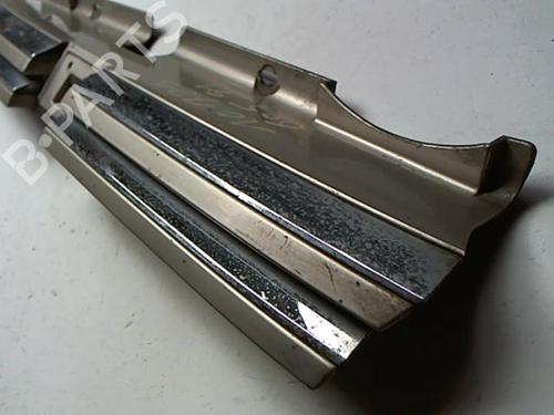Grille PEUGEOT 605 (6B) 2.1 D | BP21205537C40 