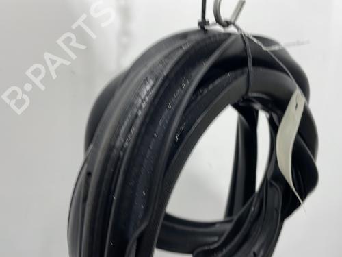 Used Rubber door seal Rubber door seal FIAT BRAVO II (198_) 1.6 D Multijet (198AXL1B) (120 hp) 32220126 32220126
