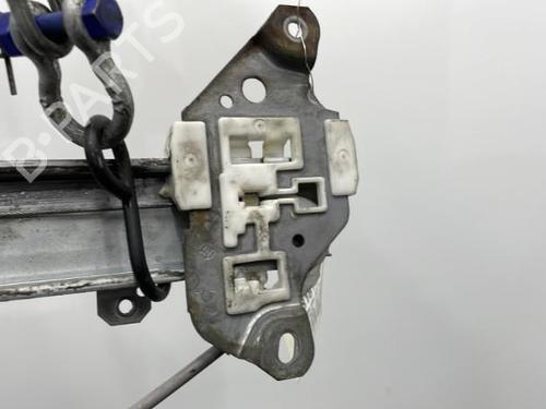 rear-right-window-mechanism-nissan-navara-d22-25-d-4x4-82720vk90b-1997-20422885 main image