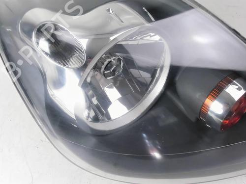 Right headlight FORD FIESTA V (JH_, JD_) 1.4 16V | BP20395626C29 