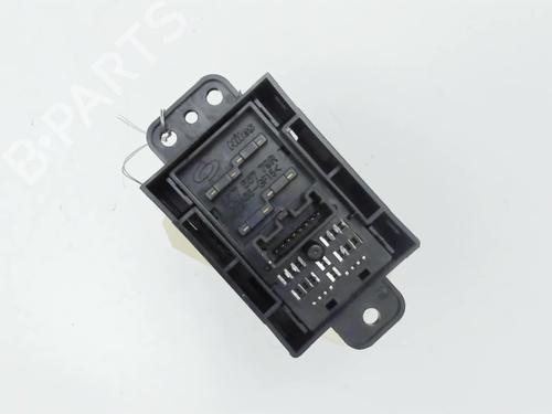 Used Switch Switch RENAULT KOLEOS I (HY_) 2.0 dCi (HY0K) (150 hp) 21239912 21239912