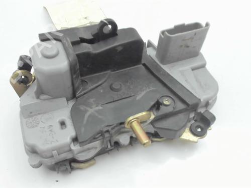 Front left lock CITROËN XSARA PICASSO (N68) 2.0 HDi | BP20400701C98 