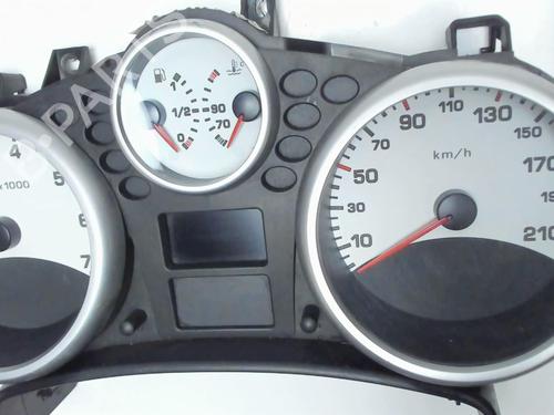 Used Instrument cluster Instrument cluster 20475503 20475503